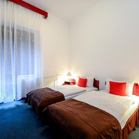 Hostel Nord ทิมิชัวรา ภายนอก รูปภาพ