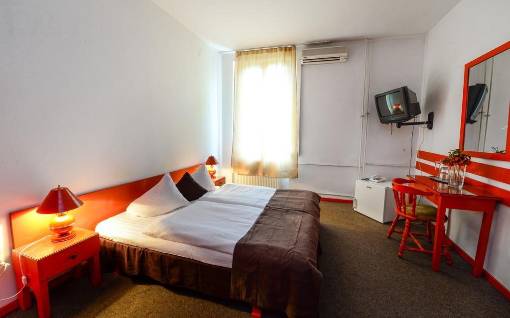 Hostel Nord ทิมิชัวรา ภายนอก รูปภาพ